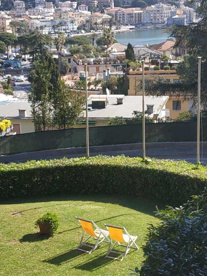 ראפאלו Residence Eurotel Da Nella E Stefano מראה חיצוני תמונה