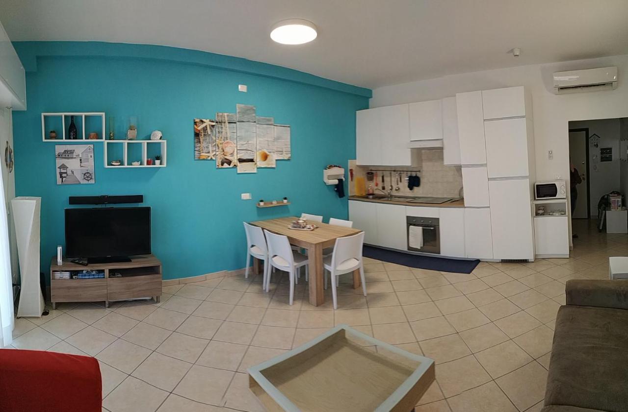 ראפאלו Residence Eurotel Da Nella E Stefano מראה חיצוני תמונה
